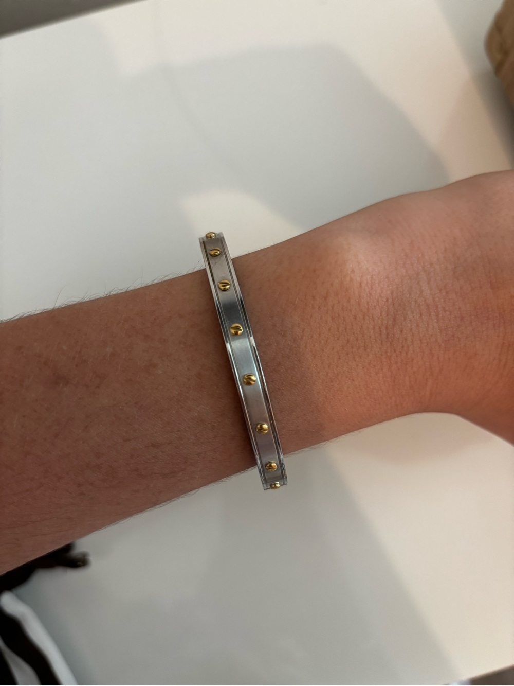 henri bendel petite bangle in silver